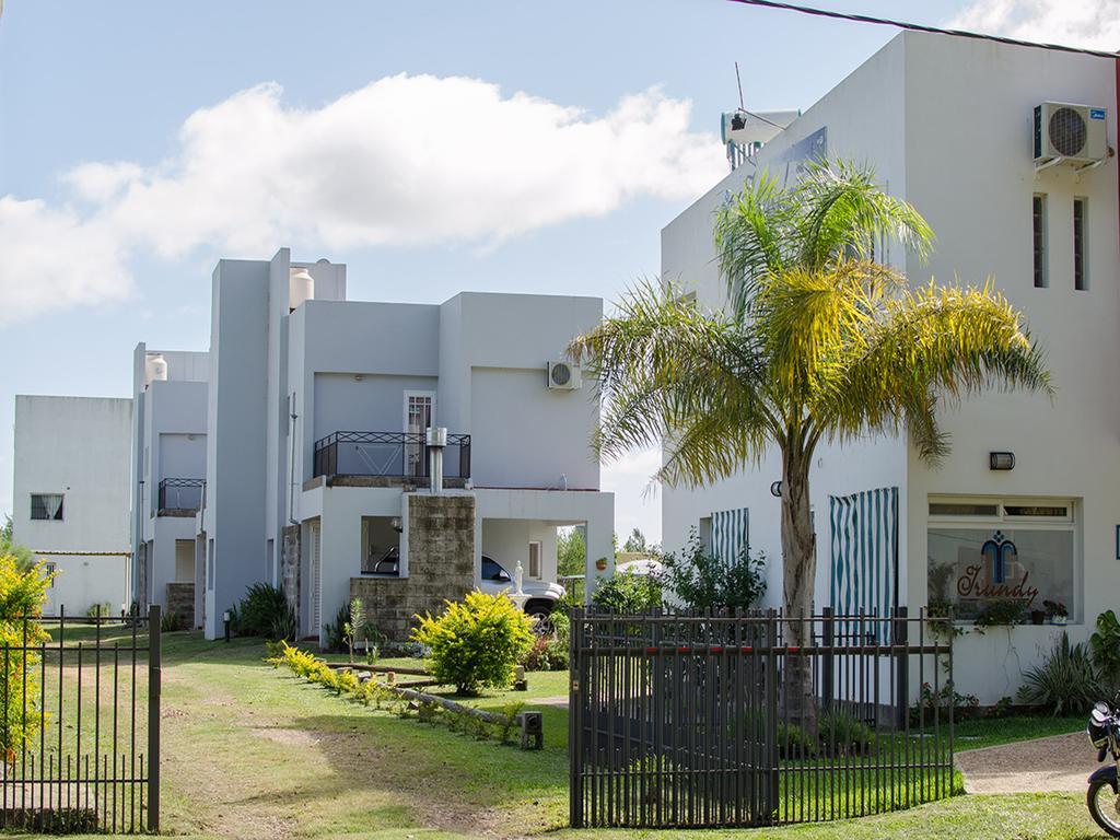 Irundy Apartments Federación Esterno foto